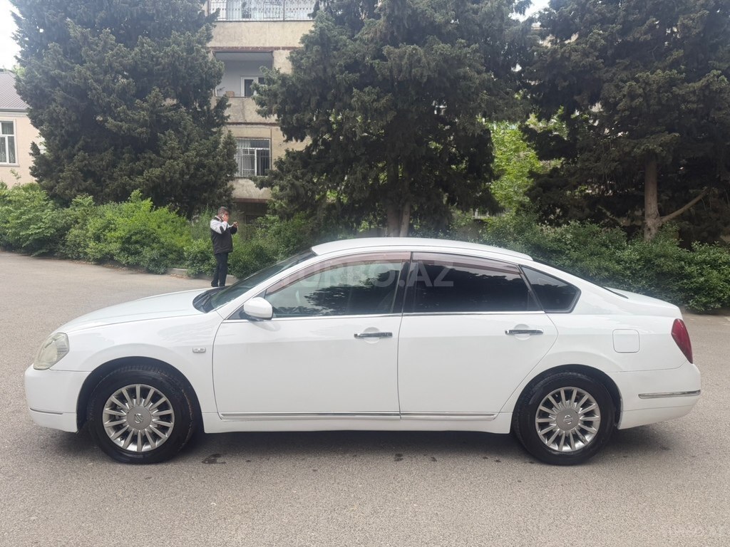 Nissan Teana