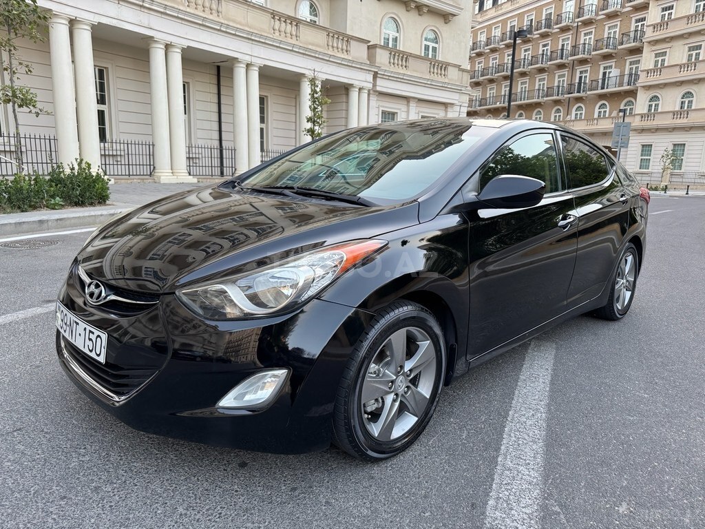 Hyundai Elantra