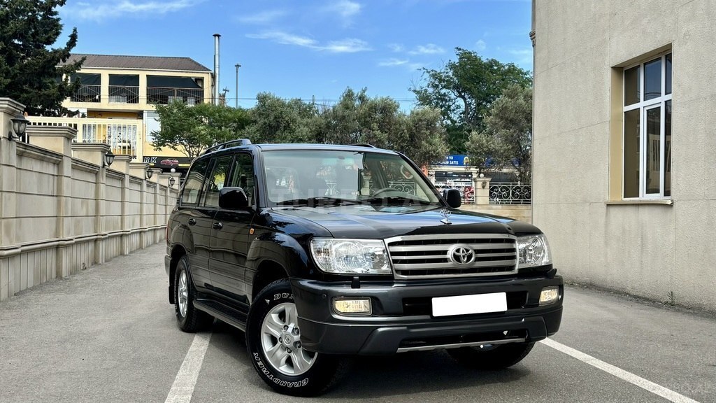 Toyota Land Cruiser