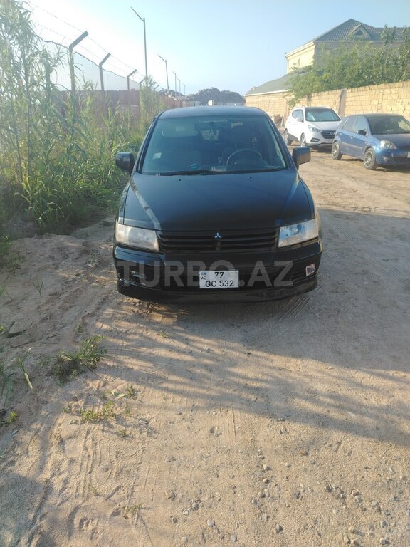 Mitsubishi Chariot Grandis