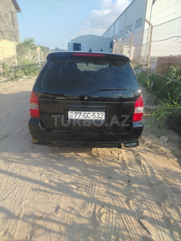 Mitsubishi Chariot Grandis