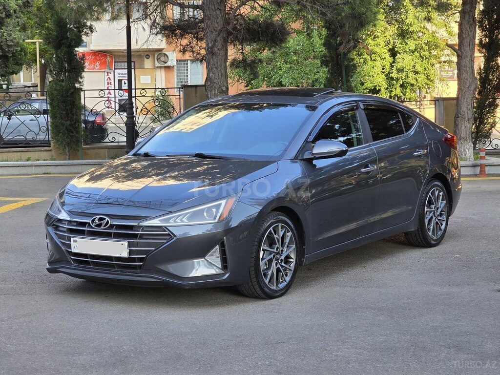 Hyundai Elantra