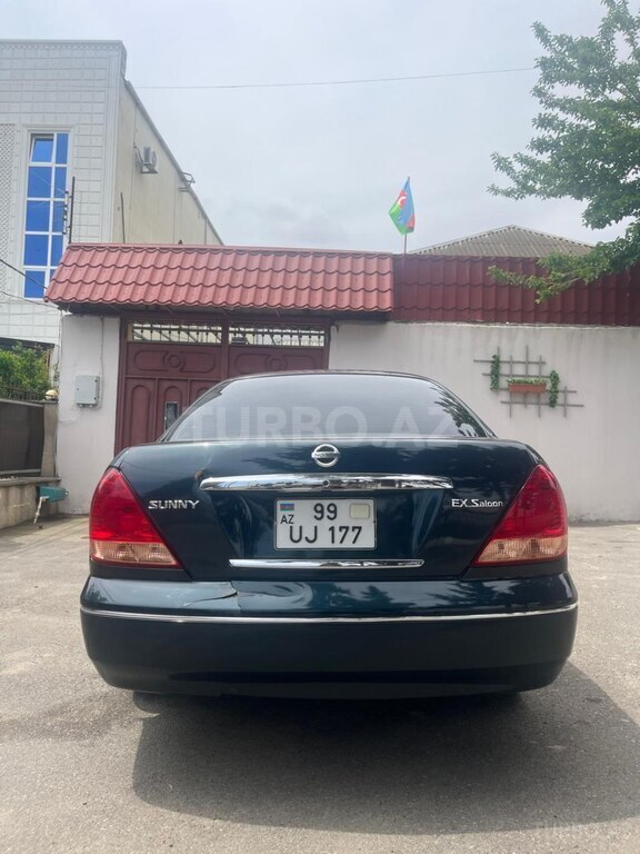 Nissan Sunny
