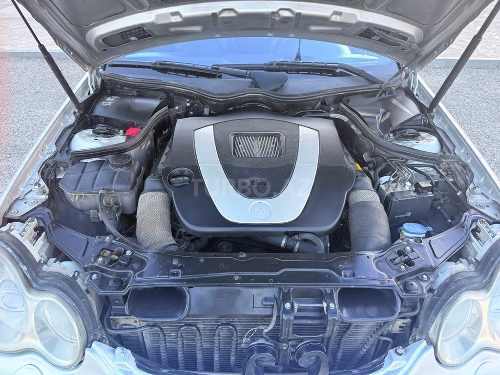 Mercedes C 230