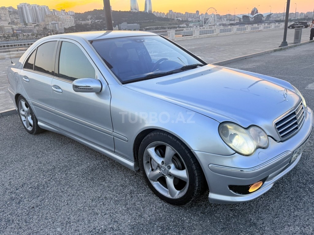 Mercedes C 230