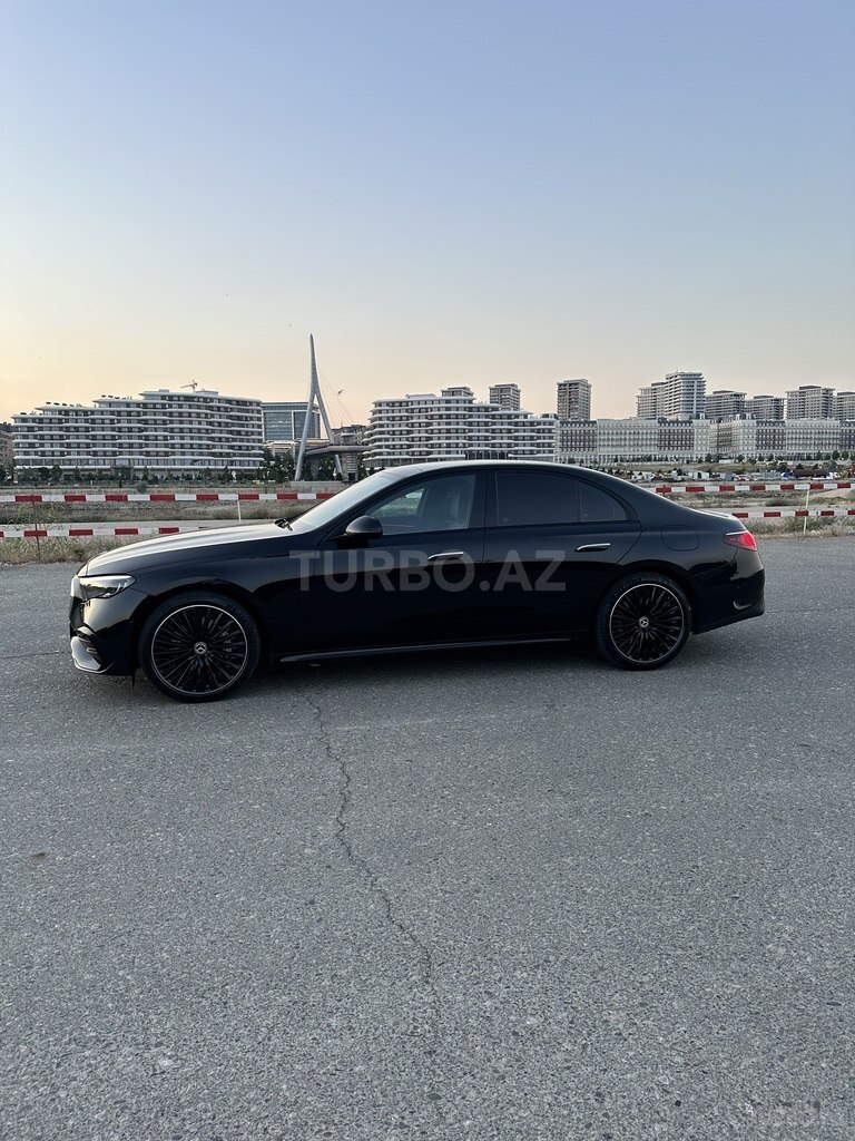 Mercedes E 300 de 4MATIC