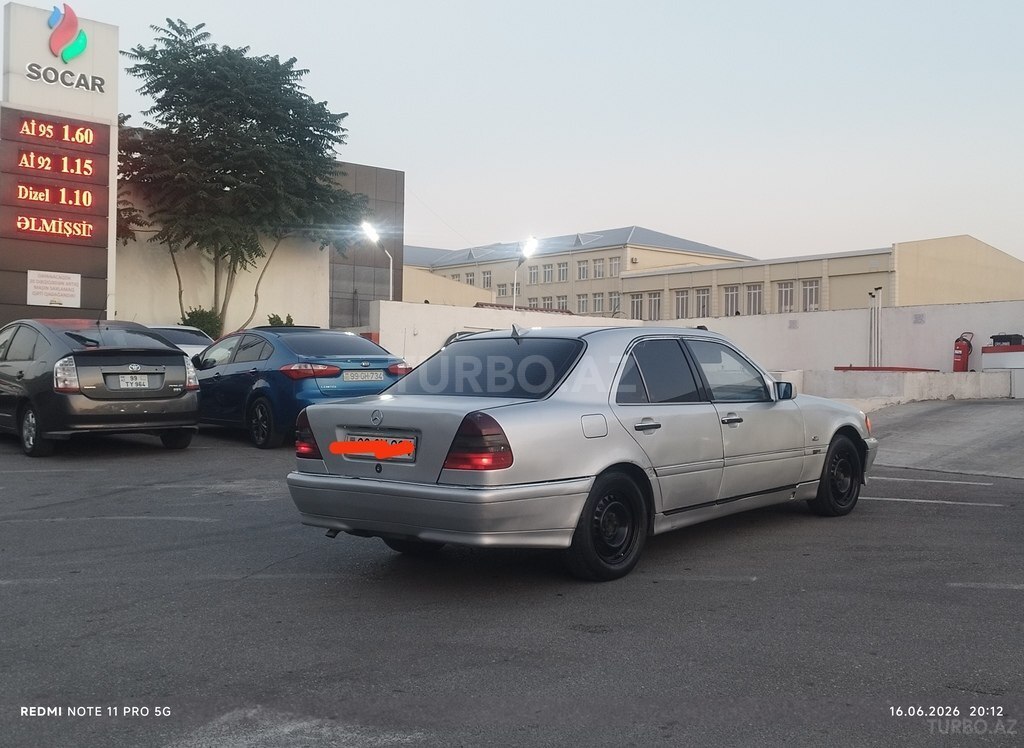Mercedes C 220