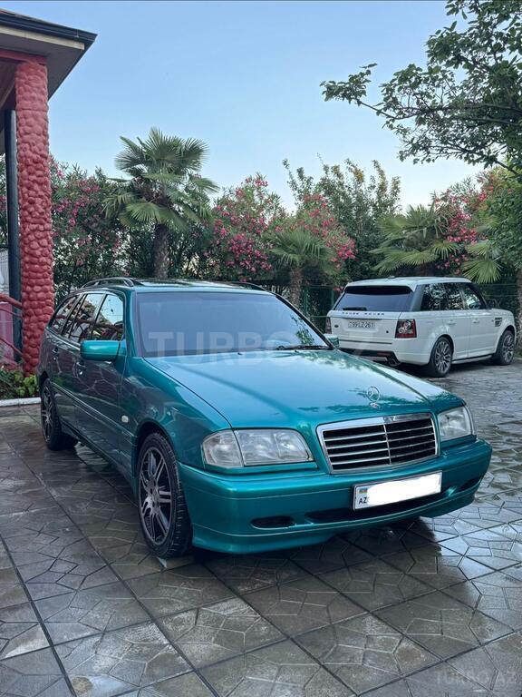 Mercedes C 200