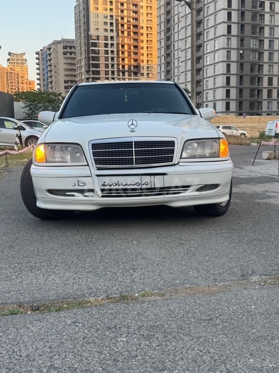 Mercedes C 220
