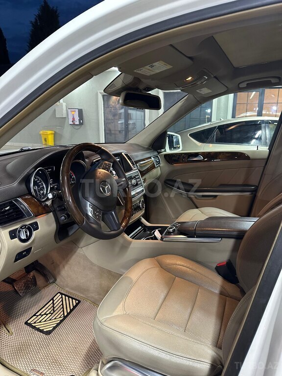 Mercedes GL 500 4MATIC