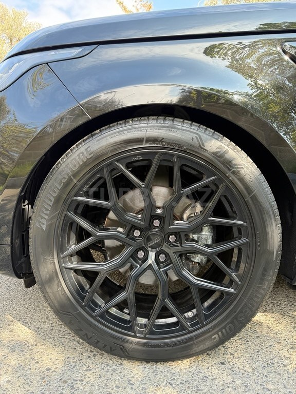 Land Rover RR Sport