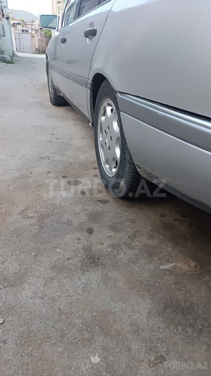 Mercedes C 250