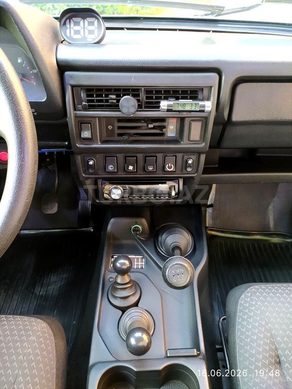 LADA (VAZ) Niva
