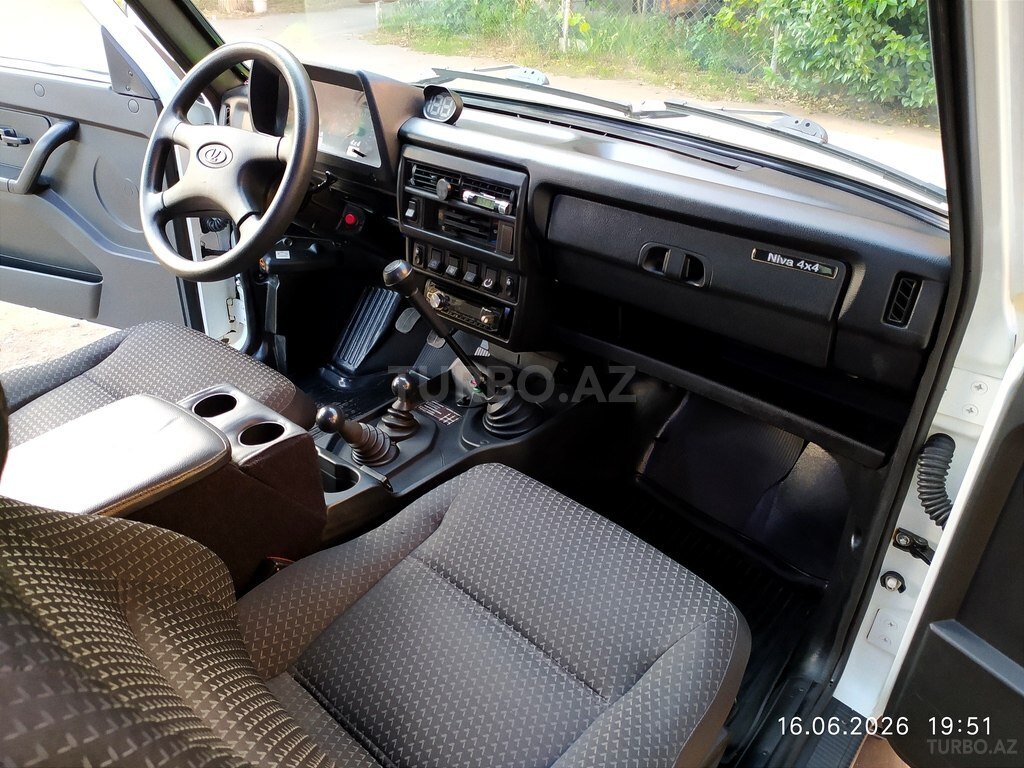 LADA (VAZ) Niva