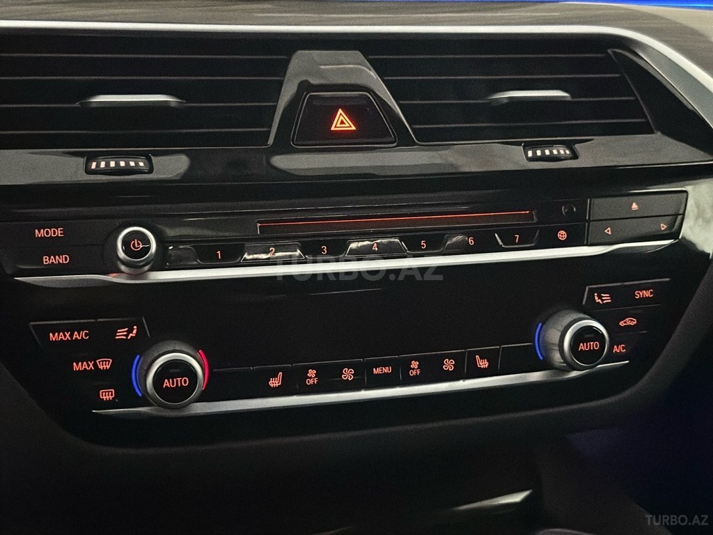 BMW 530e