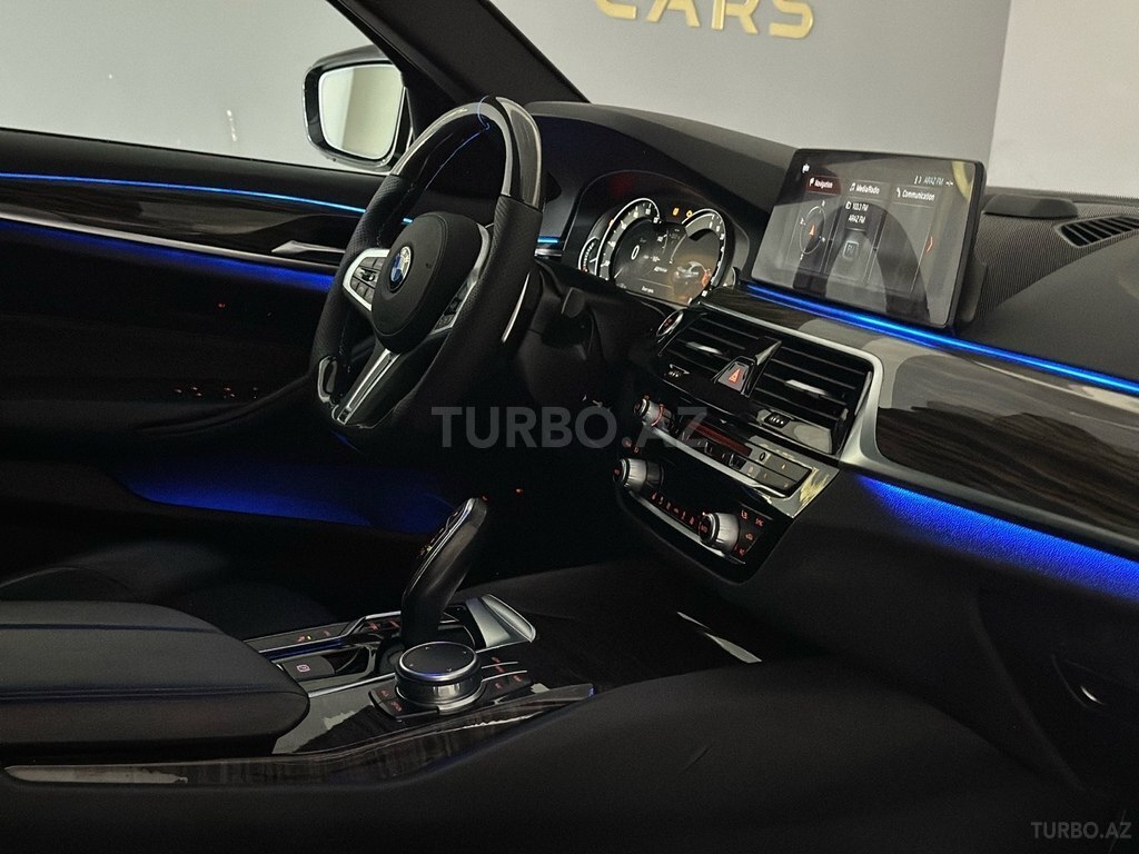BMW 530e