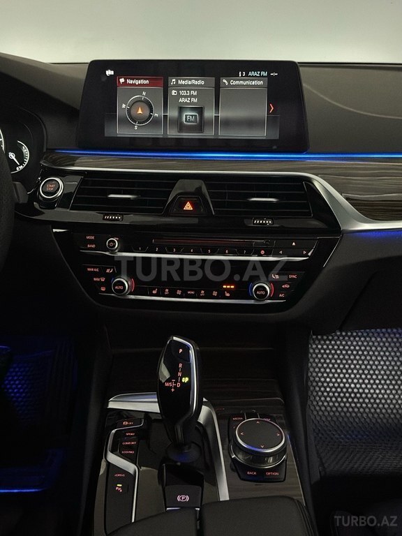 BMW 530e