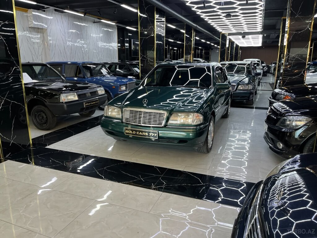 Mercedes C 180