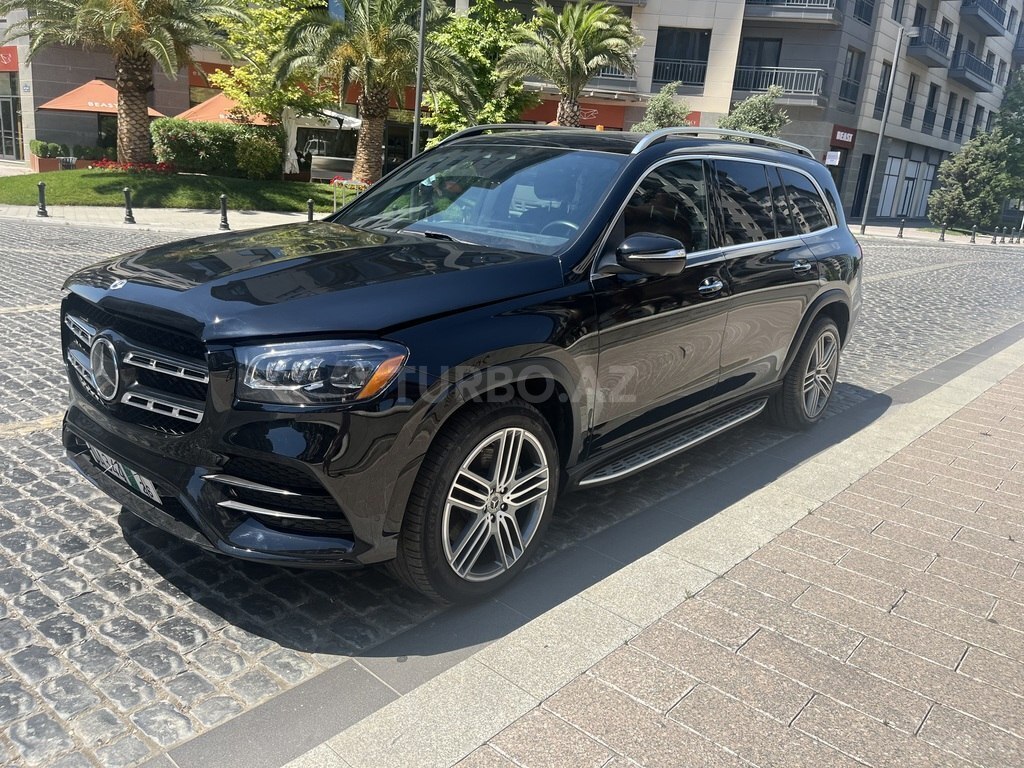 Mercedes GLS 450 4MATIC
