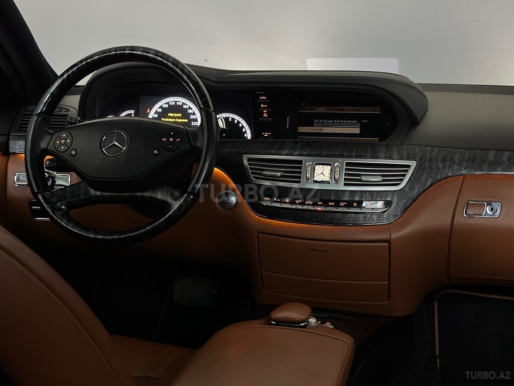 Mercedes S 500 4MATIC