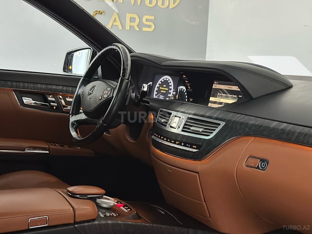 Mercedes S 500 4MATIC