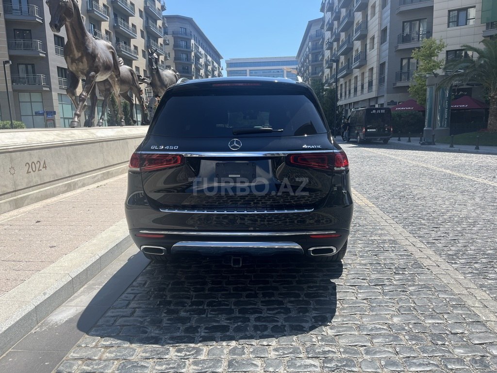 Mercedes GLS 450 4MATIC