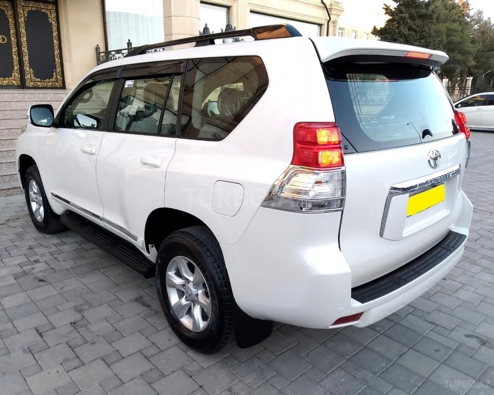 Toyota Land Cruiser Prado