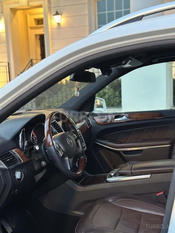 Mercedes GL 500 4MATIC