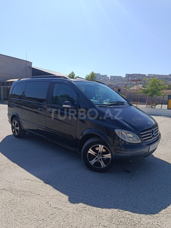Mercedes Viano
