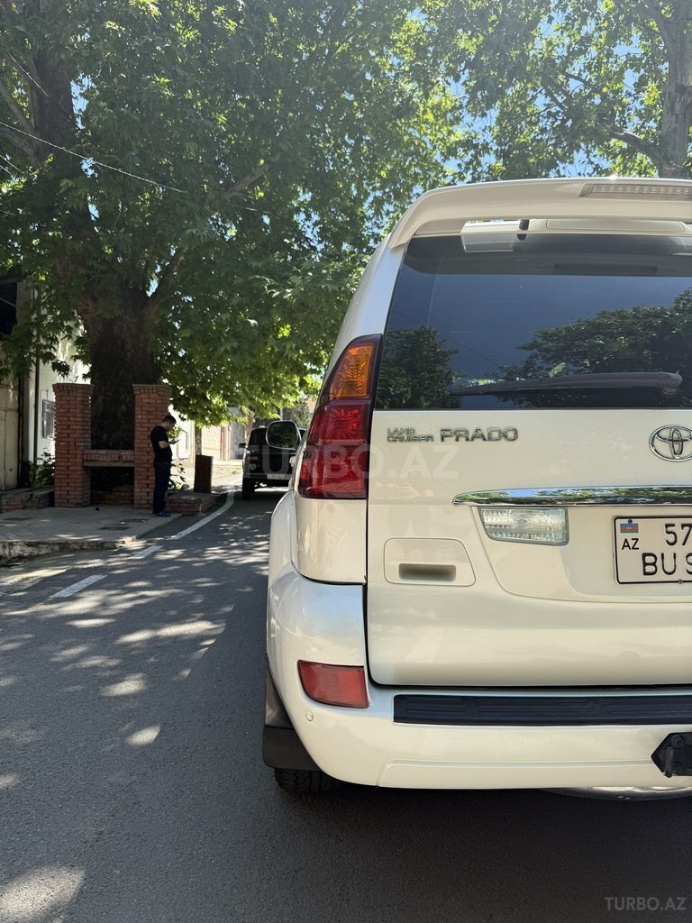 Toyota Land Cruiser Prado
