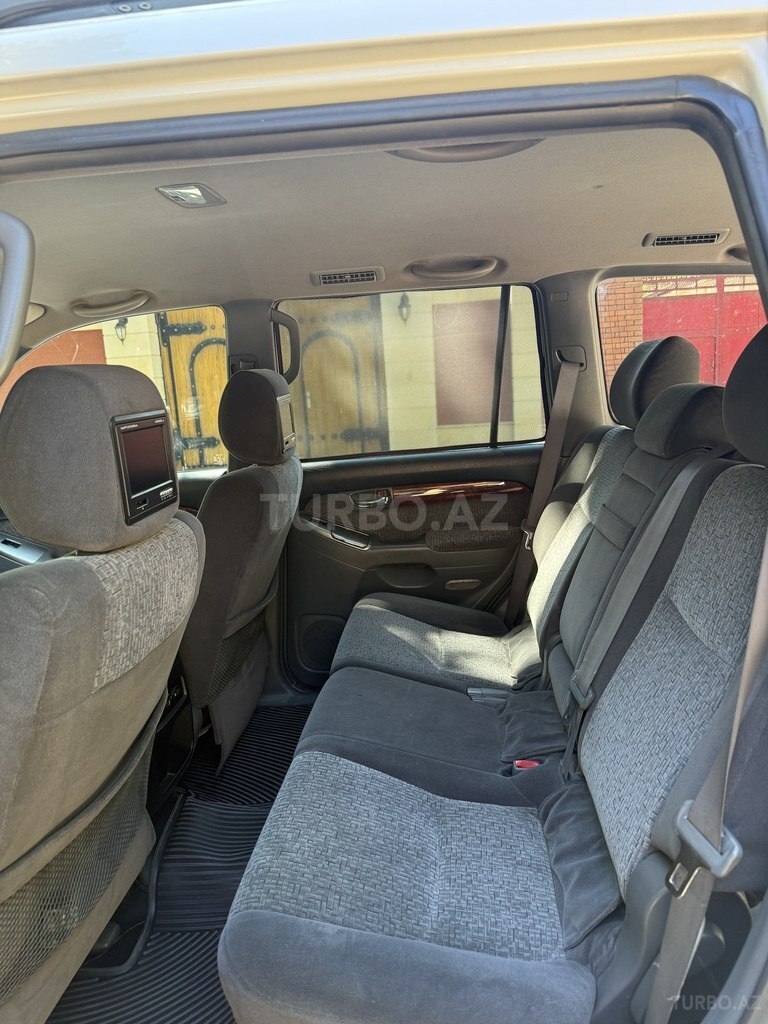 Toyota Land Cruiser Prado