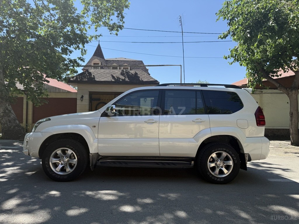 Toyota Land Cruiser Prado