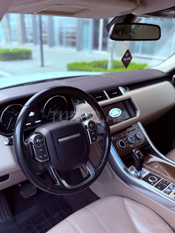 Land Rover RR Sport