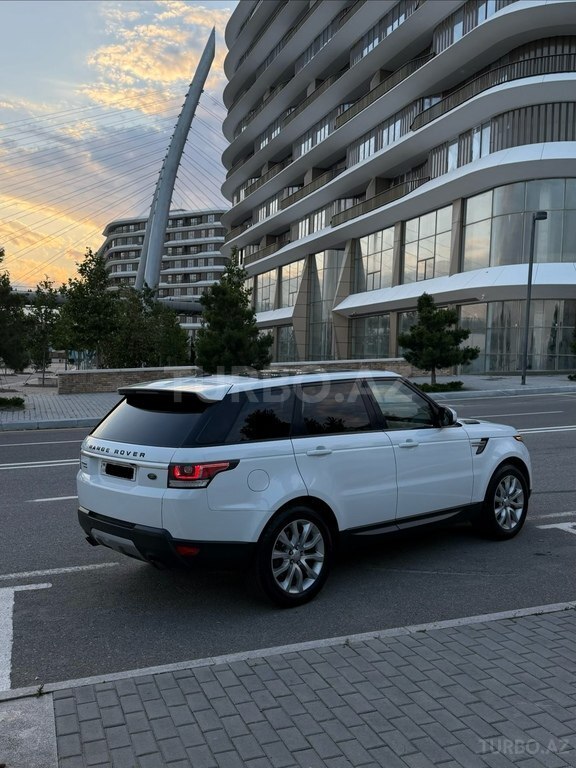 Land Rover RR Sport