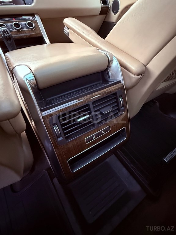 Land Rover RR Sport