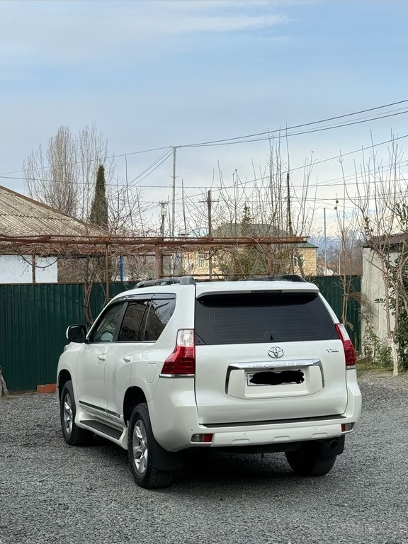 Toyota Land Cruiser Prado