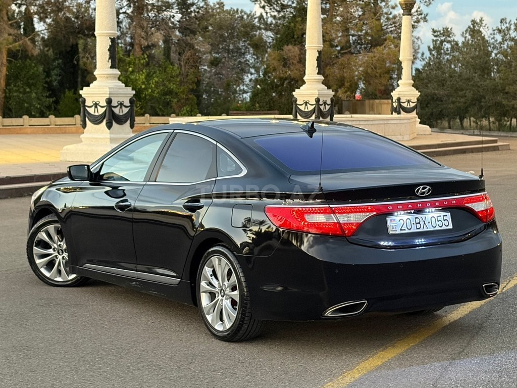 Hyundai Grandeur