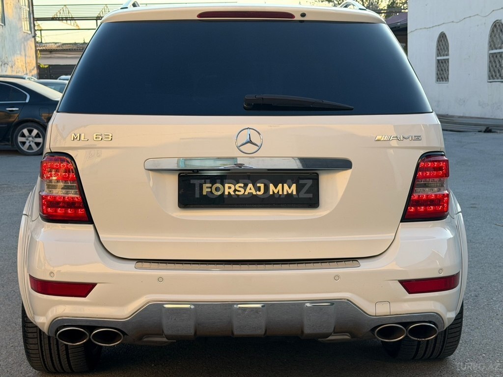 Mercedes ML 63 AMG