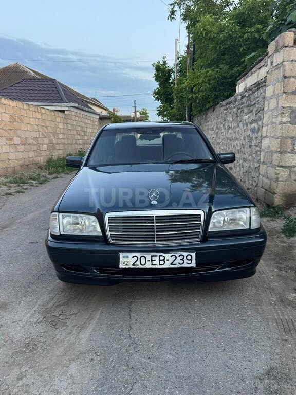 Mercedes C 180