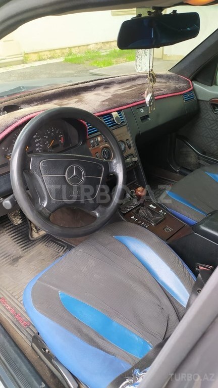 Mercedes C 180