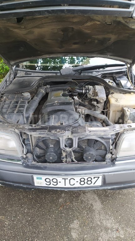 Mercedes C 180