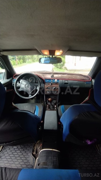 Mercedes C 180