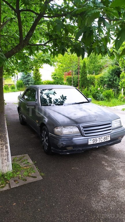 Mercedes C 180