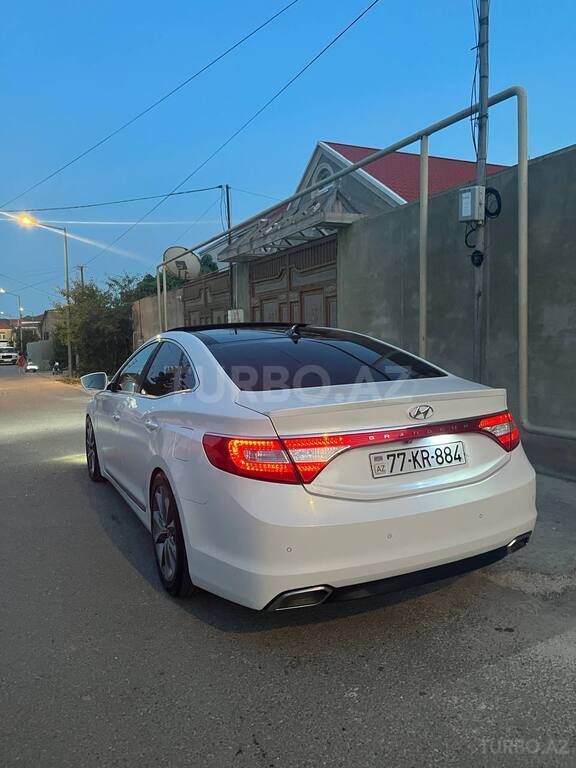 Hyundai Grandeur