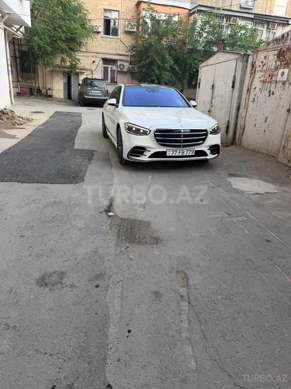 Mercedes S 500 4MATIC