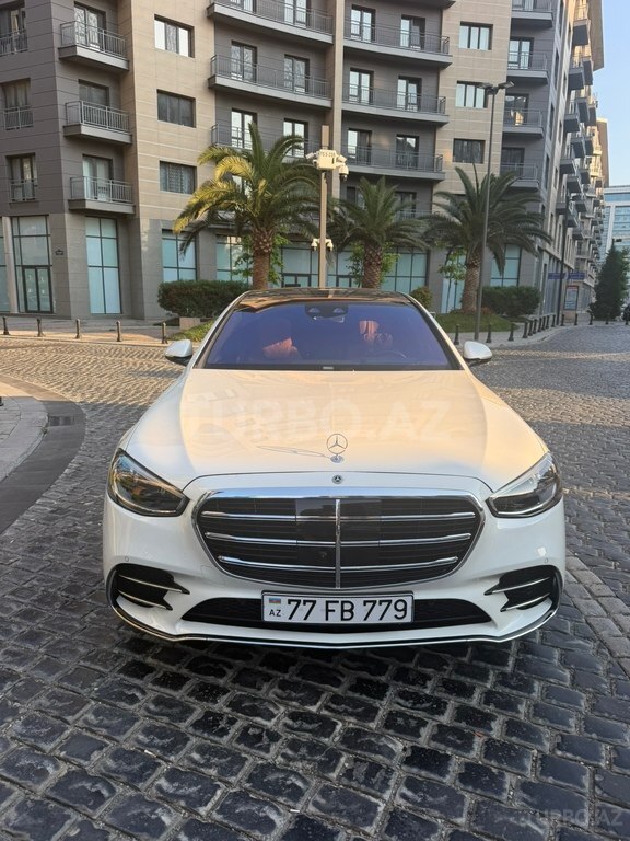 Mercedes S 500 4MATIC