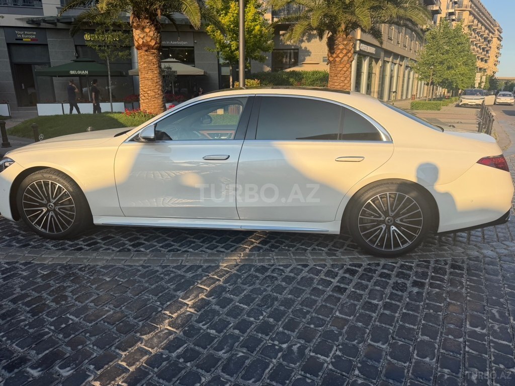Mercedes S 500 4MATIC