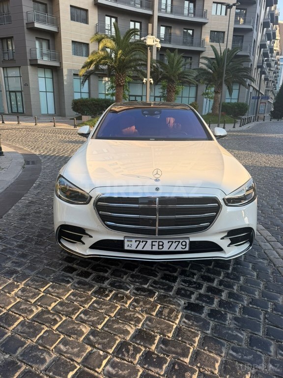 Mercedes S 500 4MATIC