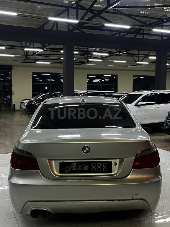 BMW 528