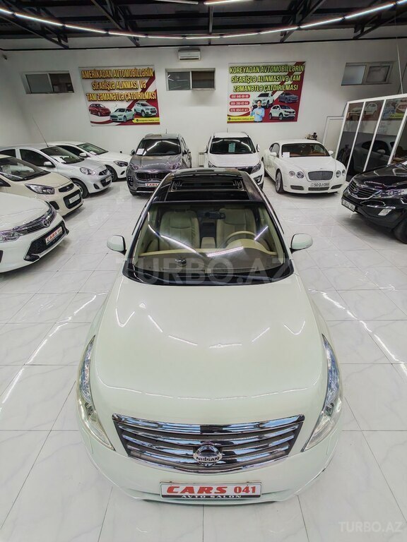 Nissan Teana